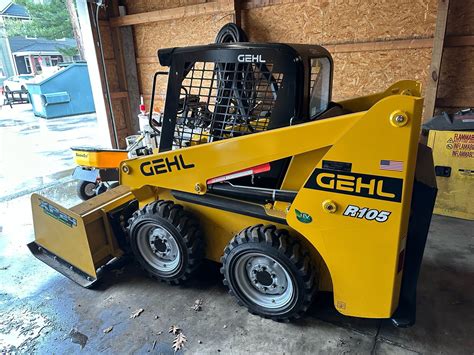 c.p. gehl 3640/r105 skid steer|Gehl R105, compact loaders .